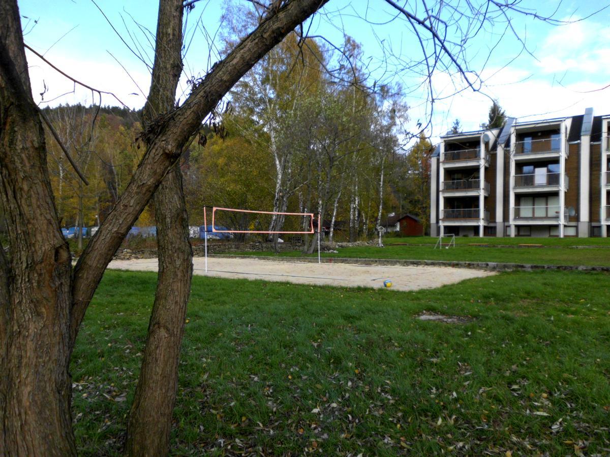 Apartamenty Wislany Brzeg Устронь Екстер'єр фото